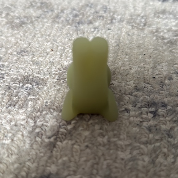 ✨HP✨ Smiski Tree Pose - Picture 3 of 8